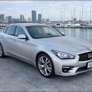 Nissan Fuga Premium